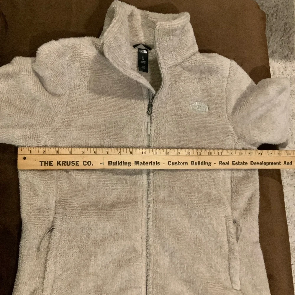 The North Face Cream L Full Zip Fleece Jacket Adventure Cozy Soft Outdoor